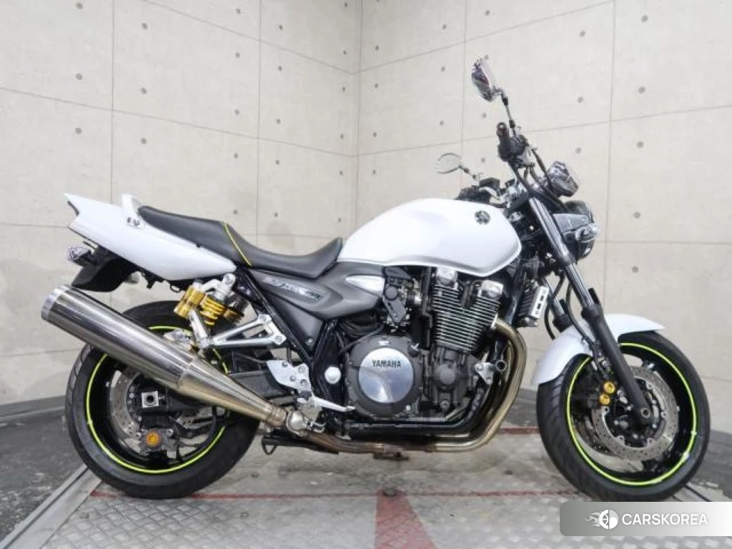 Проданный Yamaha XJR 1300 id 4162549 из Японии