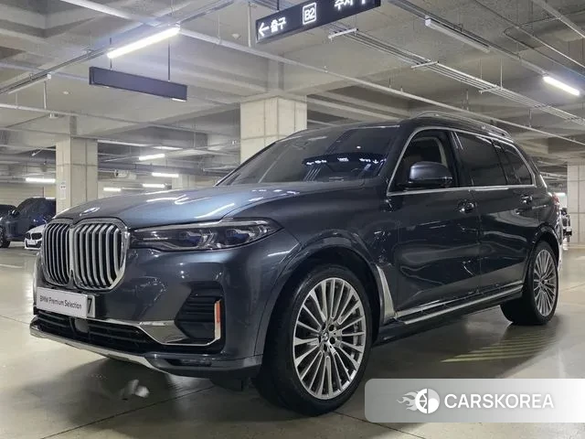 BMW X7 (G07) 2022 Серый из Кореи