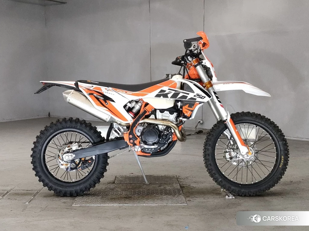 Проданный KTM 250EXC-F SIXDAYS 2018 из Японии