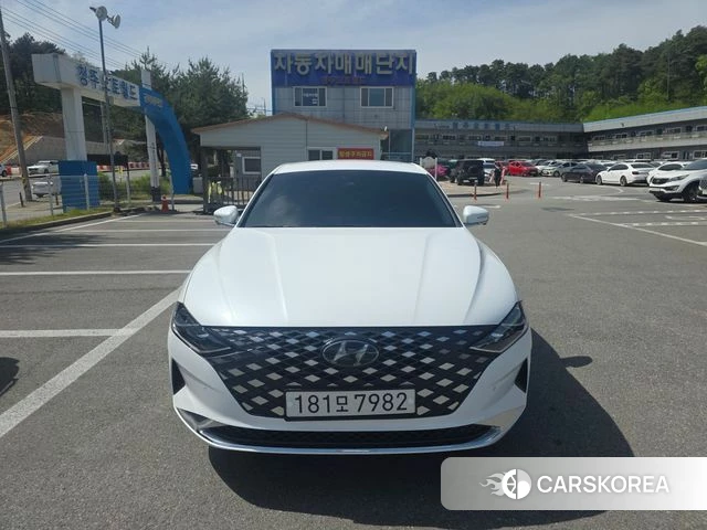 Hyundai The New Grandeur IG Hybrid 2022 Белый из Кореи