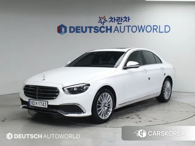 Mercedes-Benz E-Class W213 2020 Белый из Кореи