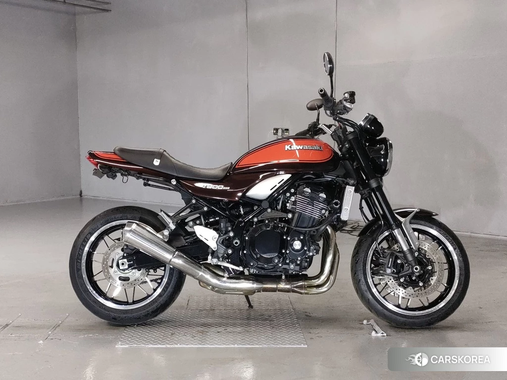 Проданный Kawasaki Z900RS 2018 из Японии