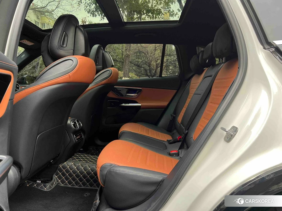 Mercedes-Benz GLC 2023 Черный из Китая