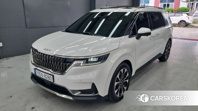 Kia Carnival 4th generation 2023 Белый из Кореи