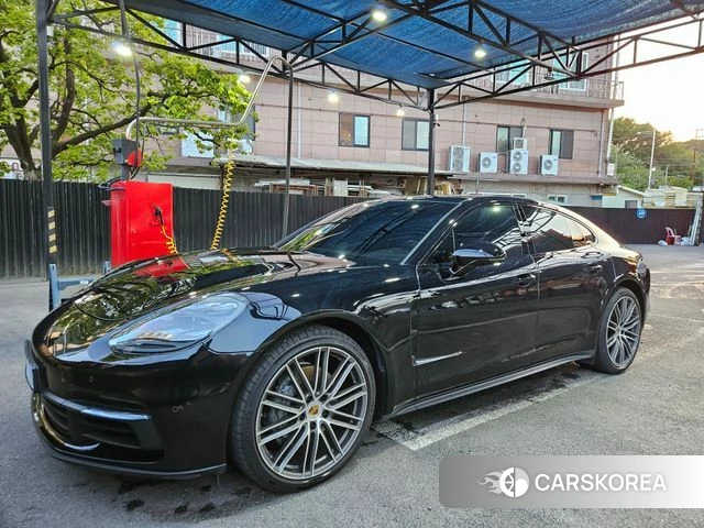 Porsche Panamera (971) 2018 Черный из Кореи