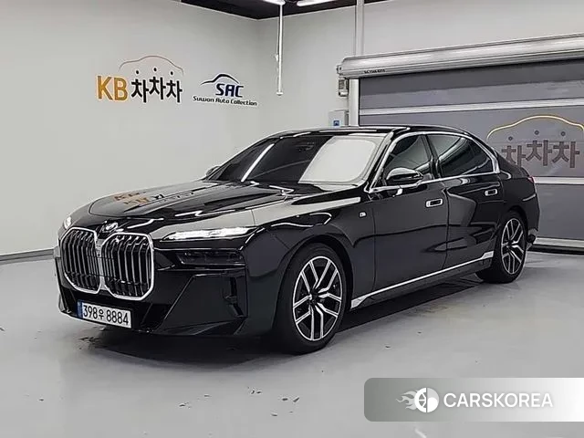 BMW 7 Series (G70) 2025 Черный из Кореи