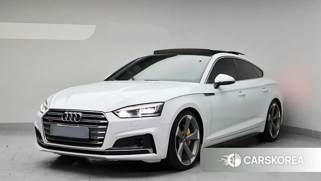 Audi A5 (F5) 2019 Белый из Кореи