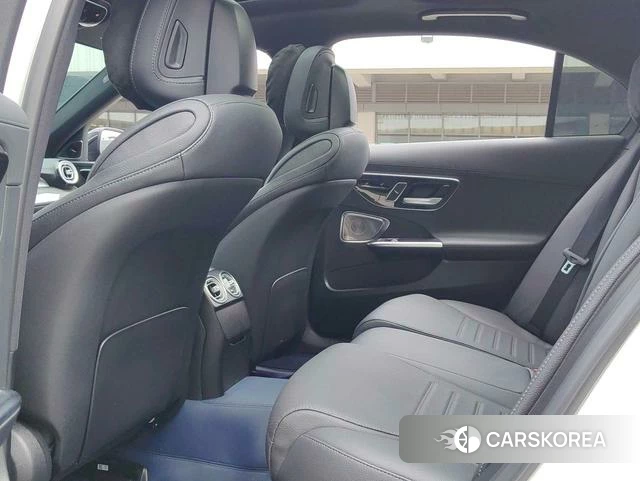Mercedes-Benz Class C 2024 Белый из Китая
