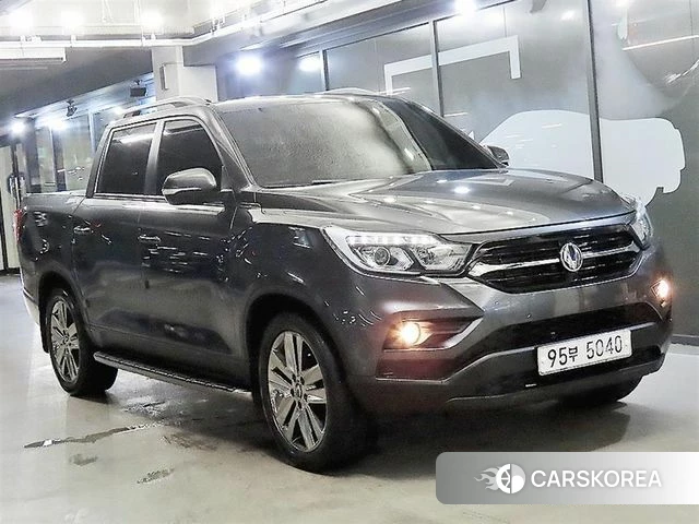 Ssangyong Rexton Sports 2018 Серый из Кореи