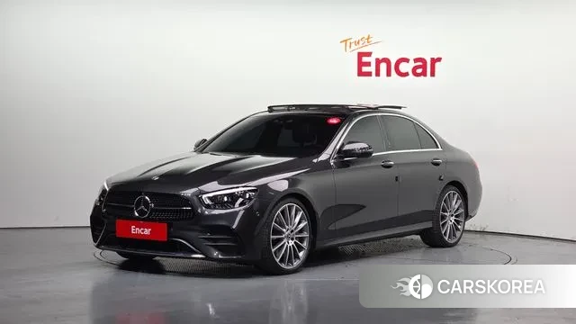 Mercedes-Benz E-Class W213 2022 Серый из Кореи