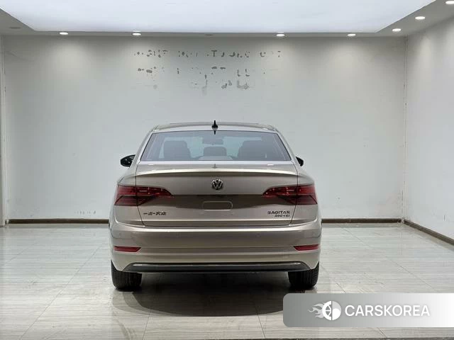 Volkswagen Sagitar 2022 Шампань из Китая