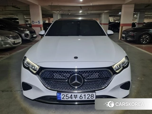 Mercedes-Benz E-Class W214 2024 Белый из Кореи