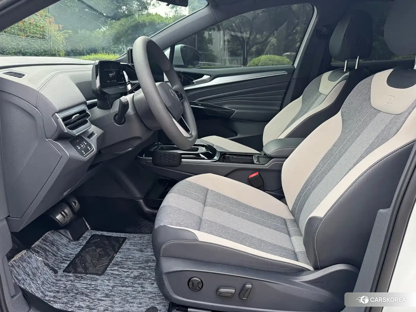 Volkswagen ID.4 CROZZ 2024 Белый из Китая