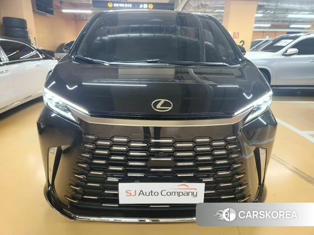 Lexus LM Second Generation 2024 Черный из Кореи