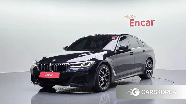 BMW 5 Series (G30) 2021 Черный из Кореи