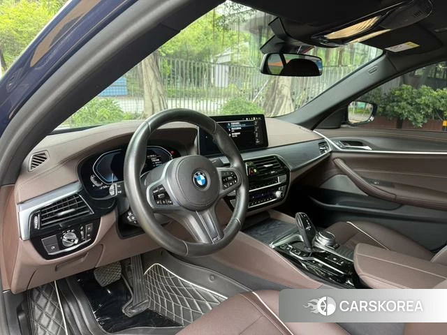 BMW 5 series PHEV 2021 Синий из Китая