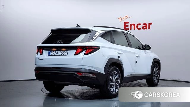 Hyundai Tucson Hybrid (NX4) 2022 Белый из Кореи
