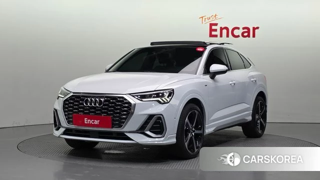 Audi Q3 (F3) 2022 Белый из Кореи