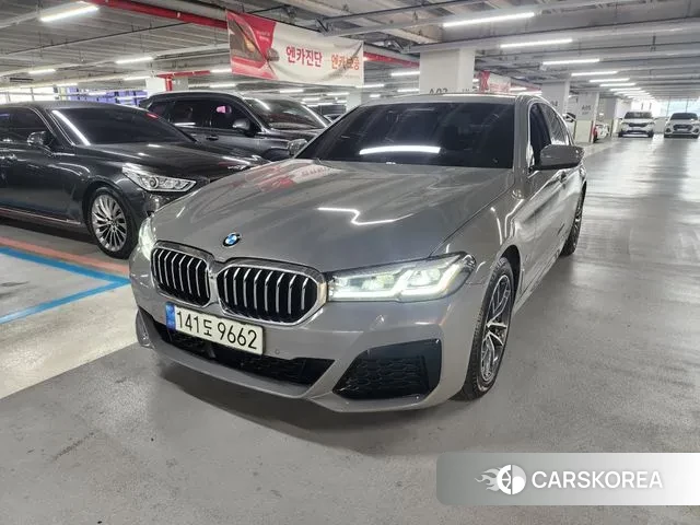 BMW 5 Series (G30) 2020 Песочный из Кореи