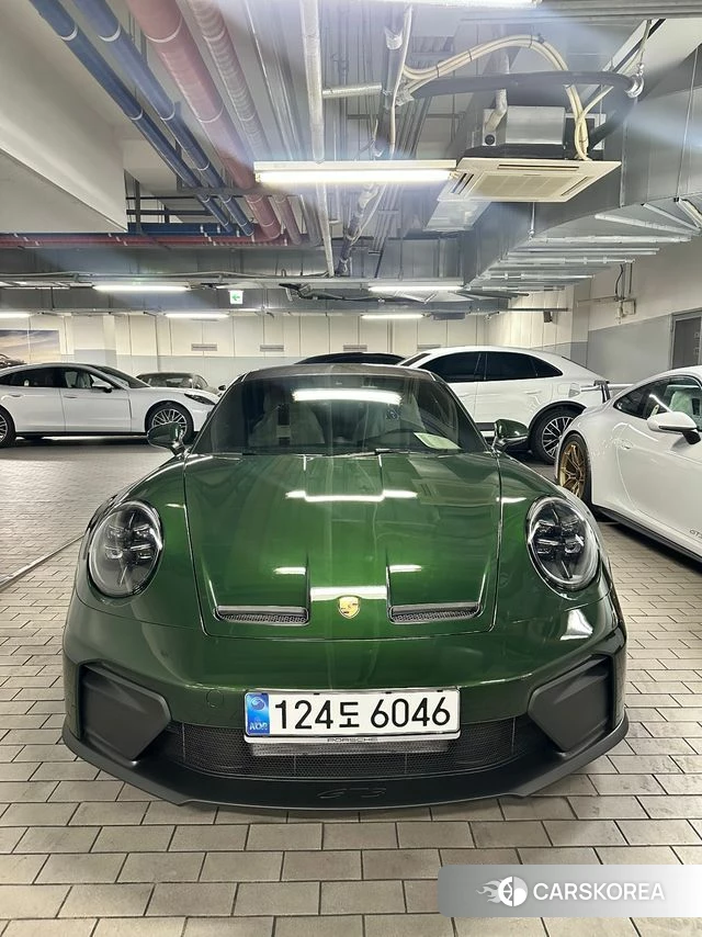 Porsche 911(992) 2025 Зеленый из Кореи