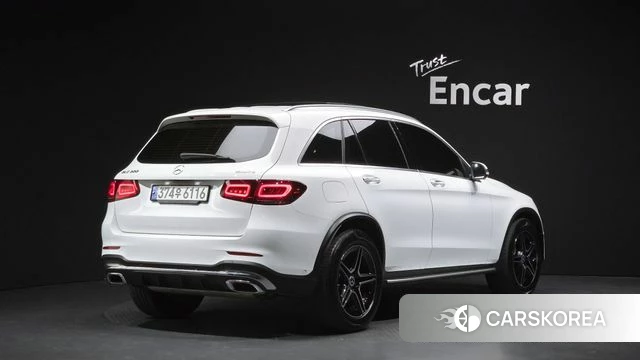 Mercedes-Benz GLC-Class X253 2022 Белый из Кореи