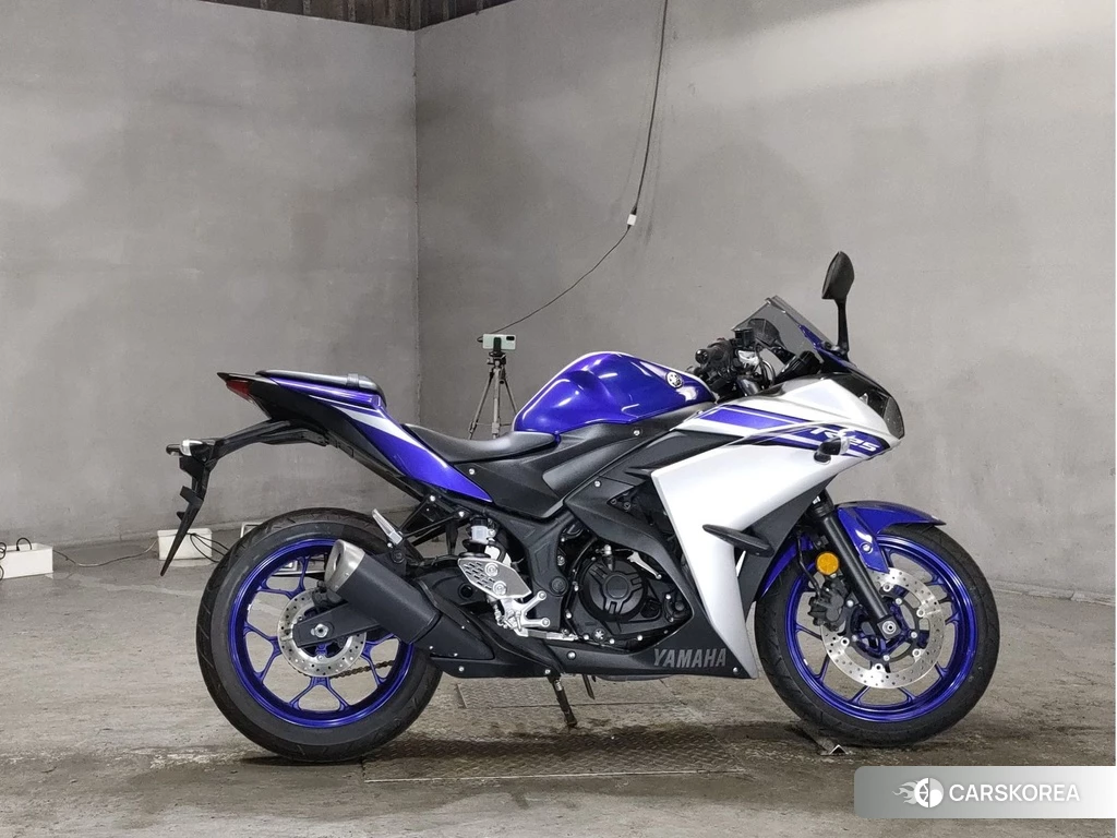 Проданный Yamaha YZF-R25 2016 из Японии