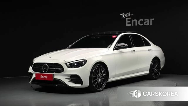 Mercedes-Benz E-Class W213 2023 Белый из Кореи