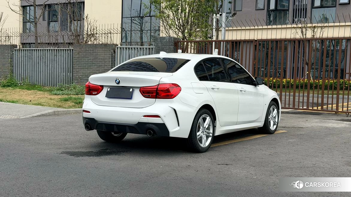 BMW 1 series 2021 Белый из Китая