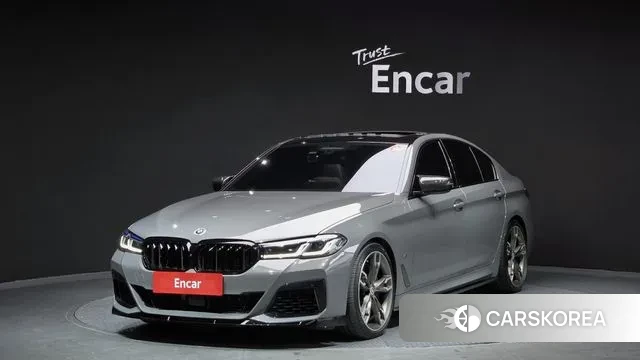 BMW 5 Series (G30) 2022 Цвет тростника из Кореи