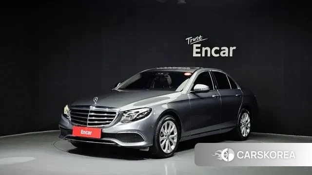 Mercedes-Benz E-Class W213 2019 Серый из Кореи