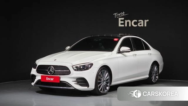 Mercedes-Benz E-Class W213 2021 Белый из Кореи