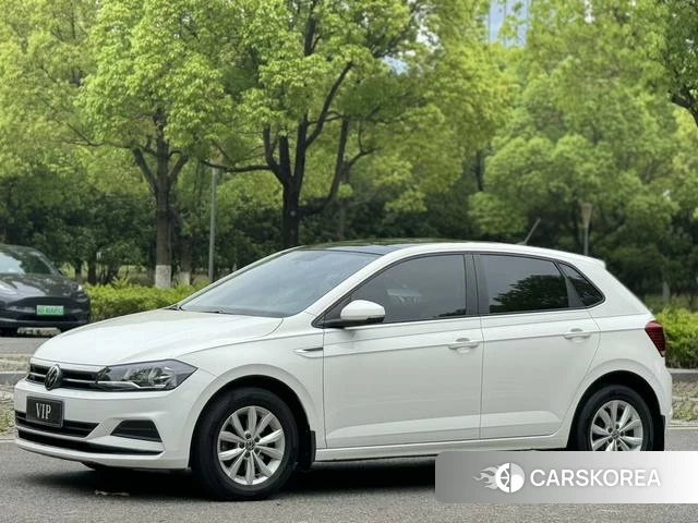 Volkswagen Polo 2021 Белый из Китая
