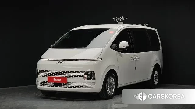 Hyundai Staria 2023 Белый из Кореи