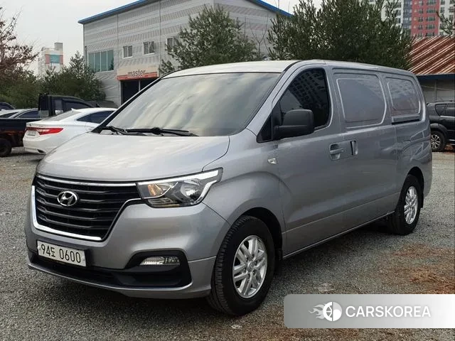 Hyundai The New Grand Starex 2018 Серебристо-серый из Кореи