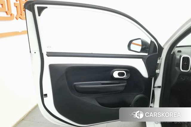 Roewe CLEVER 2022 Белый из Китая