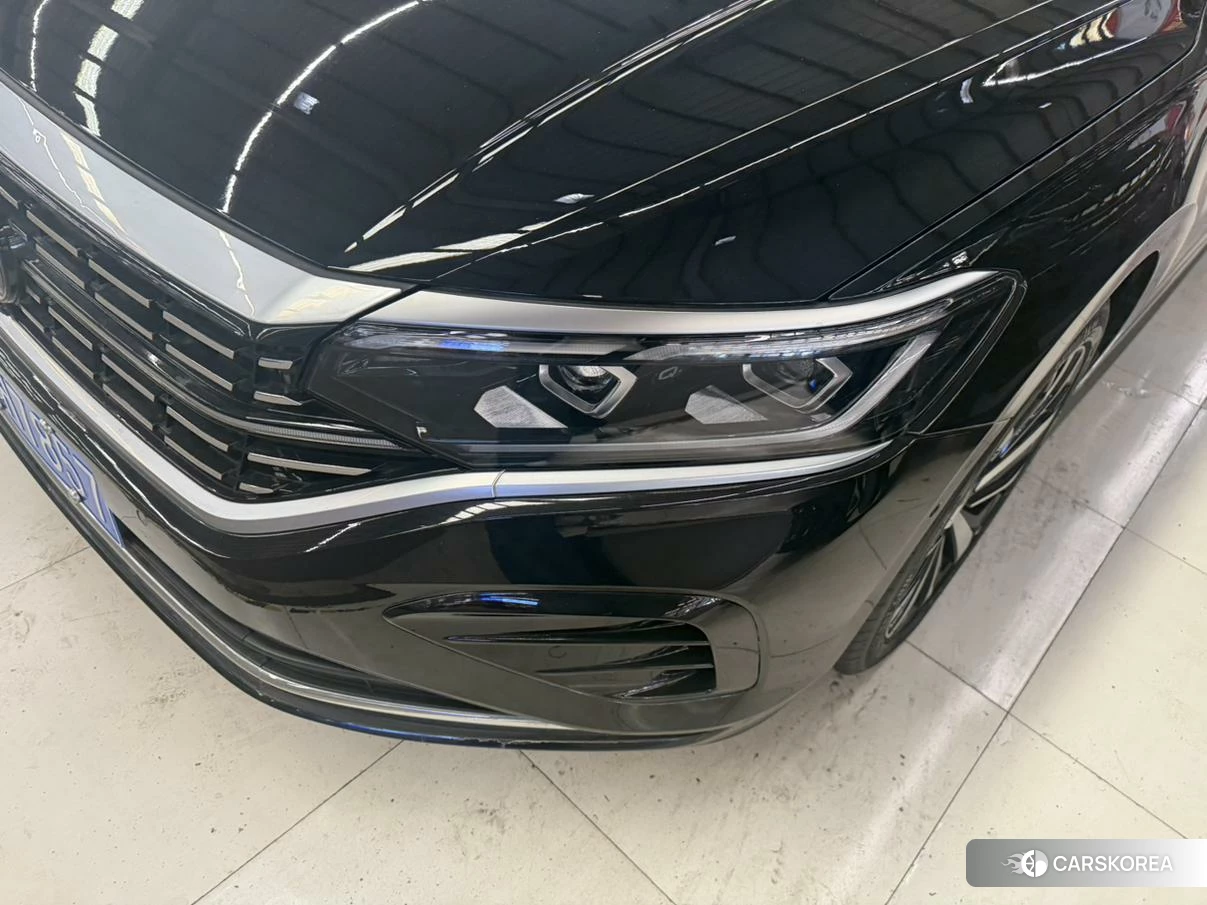 Volkswagen Passat 2022 Черный из Китая
