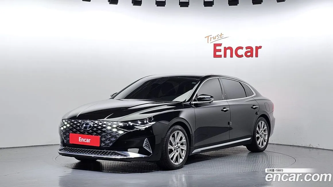 Hyundai The New Grandeur IG Hybrid 2020 Черный из Кореи