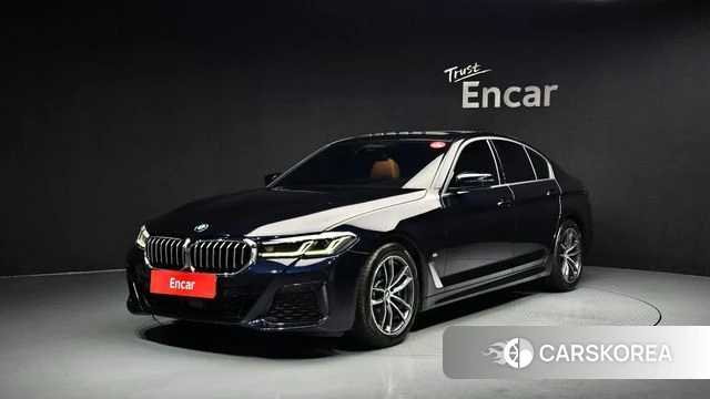 BMW 5 Series (G30) 2023 Черный из Кореи
