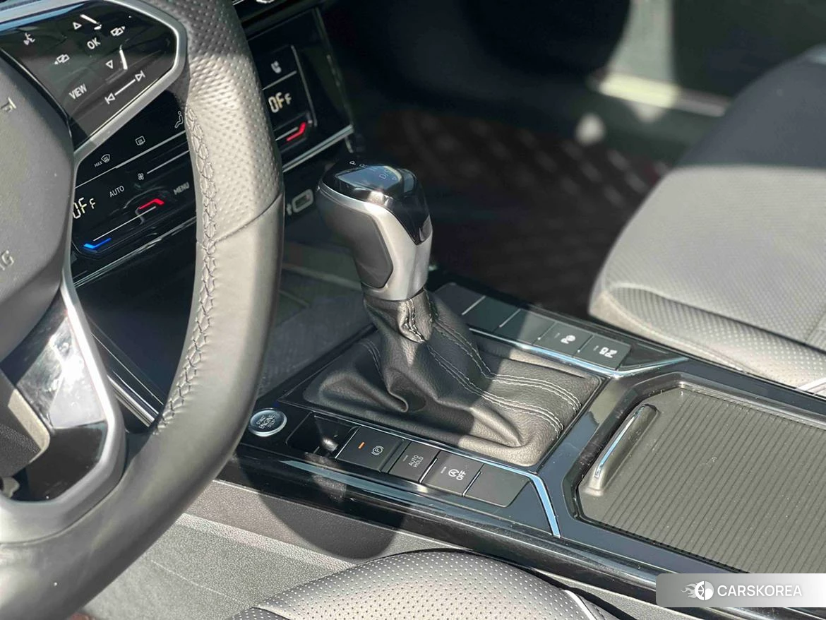 Volkswagen Passat 2023 Черный из Китая
