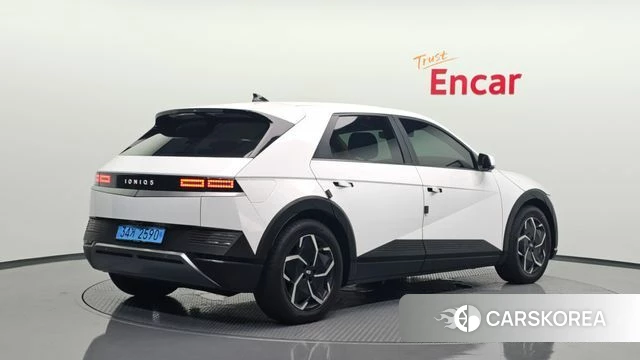 Hyundai Ionic 5 2023 Белый из Кореи
