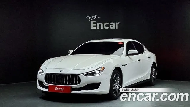 Maserati Ghibli 2018 Белый из Кореи