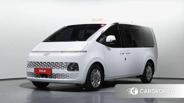 Hyundai Staria 2025 Белый из Кореи