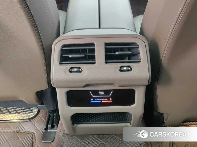 BMW 5 series 2025 Белый из Китая