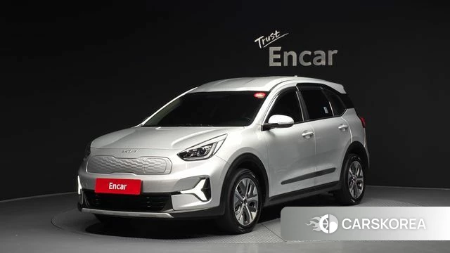 Kia Niro Plus 2022 Серебристо-серый из Кореи