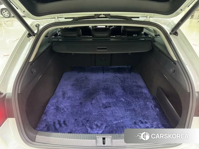 Volkswagen CC 2023 Белый из Китая