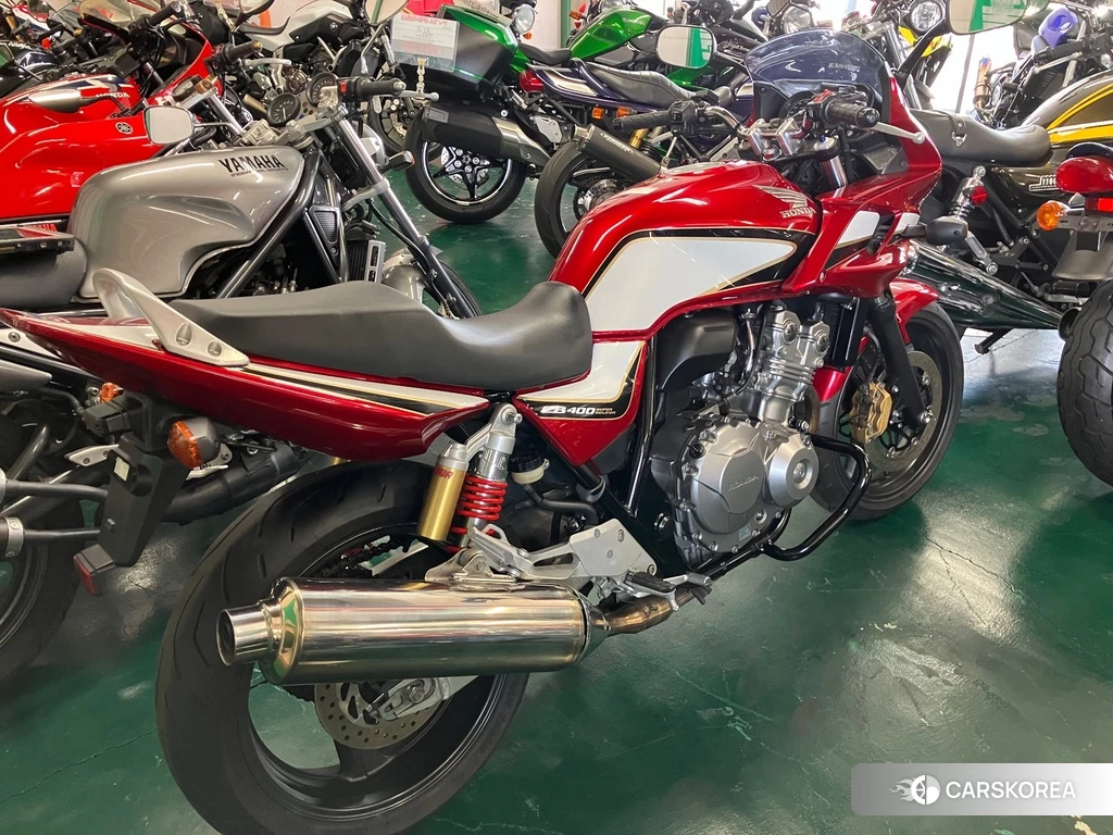 Проданный Honda CB400SF BOLDOR 2012 из Японии