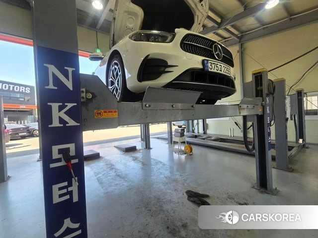 Mercedes-Benz E-Class W213 2020 Белый из Кореи