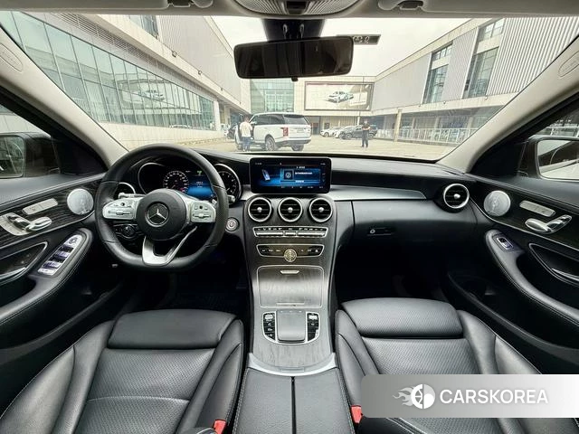 Mercedes-Benz Class C 2022 Белый из Китая