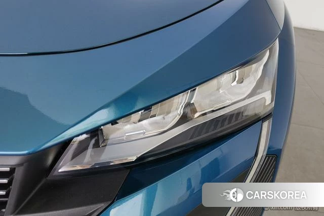 Peugeot 408X 2026 Синий из Китая