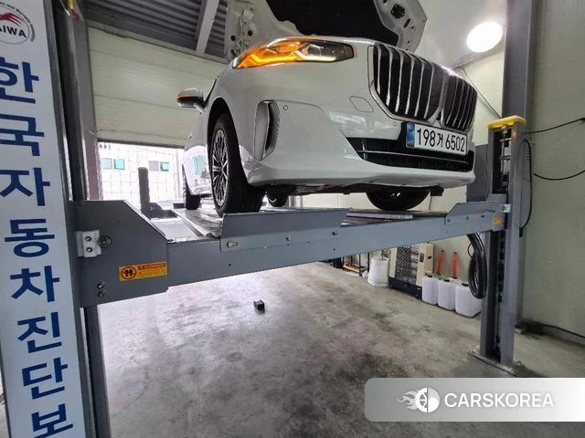 BMW 2 Series Active Tourer (U06) 2024 Белый из Кореи
